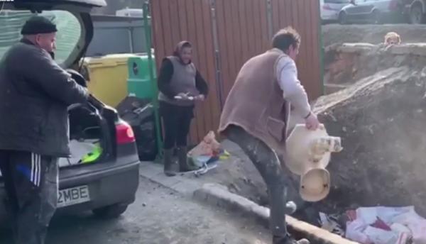 Cetățeni din Deva, amendați cu 5.000 de lei pentru că au aruncat gunoiul la întâmplare