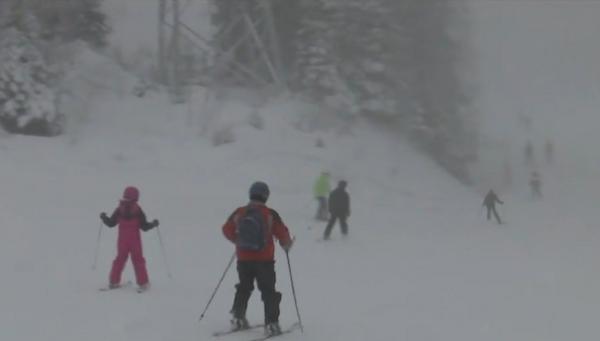 Pârtiile din Poiana Braşov pregătite pentru turişti