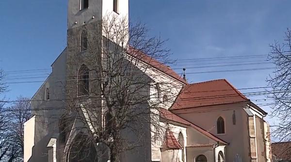 Biserica Săseasă din Reghin, comoară a Cavalerilor Teutoni