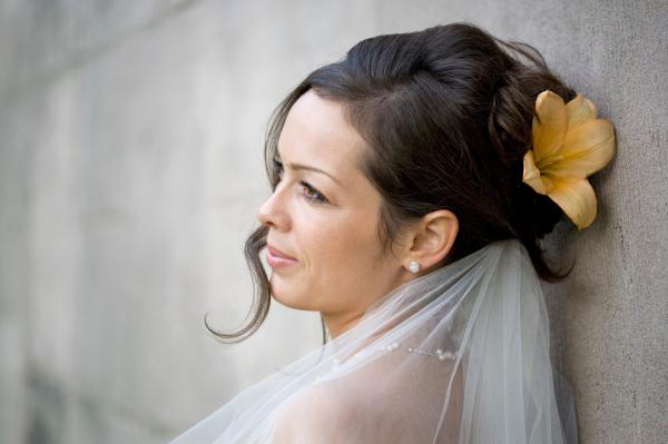 Căsătoria după 30 de ani, opțiunea pentru mulți tineri români