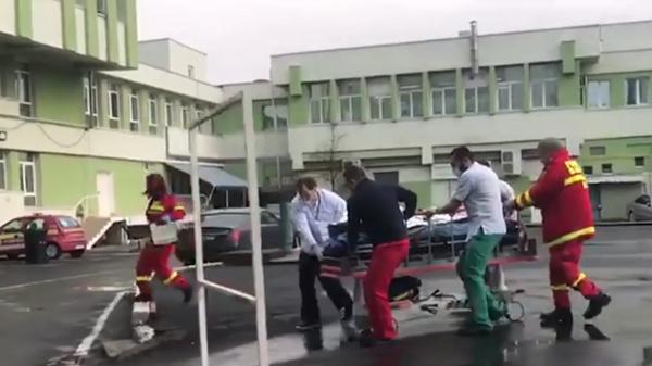 Un bărbat din Timiș și-a dat foc în curtea casei