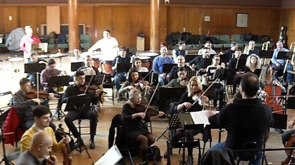 Orchestra Simfonică Bucureşti cântă Beatles