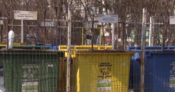 Ghenele de gunoi din Iași, supravegheate video. Se dau amenzi de până la 6.000 de lei