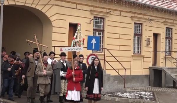 Sărbătoarea care alungă iarna. Cum se petrece Lăsata Secului în Harghita