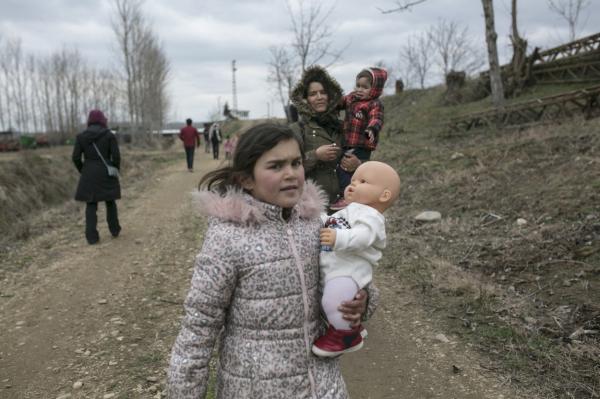 Val de refugiați la granițele Greciei, după o decizie luată de Turcia