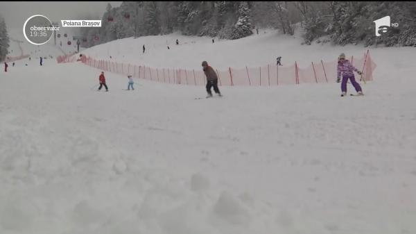 Ultima zi de iarnă, celebrată pe pârtii de mulți turiști