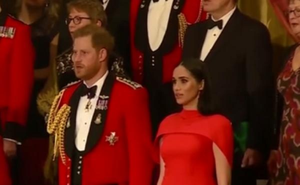 Meghan Markle și Harry, ovații înaintea retragerii