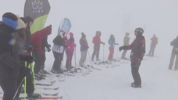 Lecții gratuite de schi pentru elevi, în Sinaia
