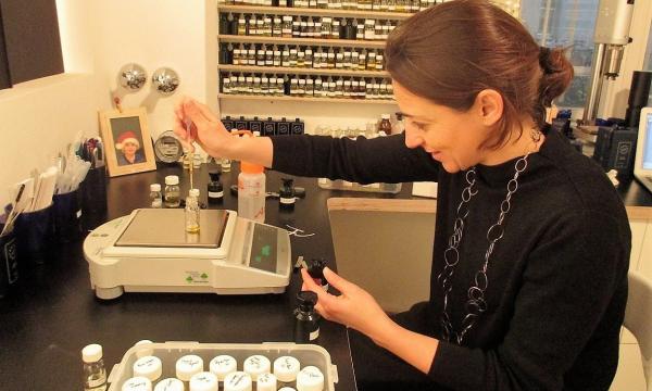 Marie Le Febvre, creatoarea parfumului cu miros de praf de puşcă