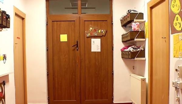 Edilii din Iaşi au decis că ar fi bine să închidă şi creşele