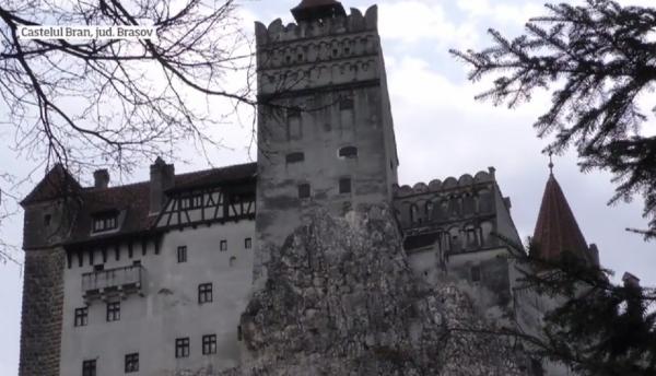 Pandemia de coronavirus a închis Castelul Bran din Braşov