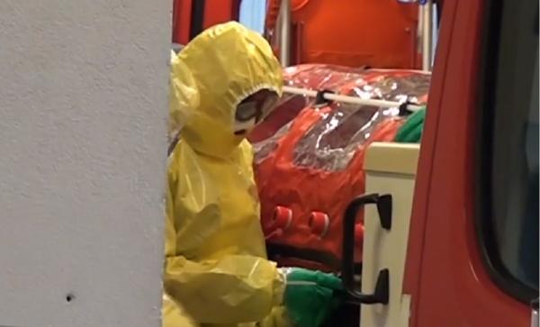O tânără izolată la domiciliu a născut la Craiova