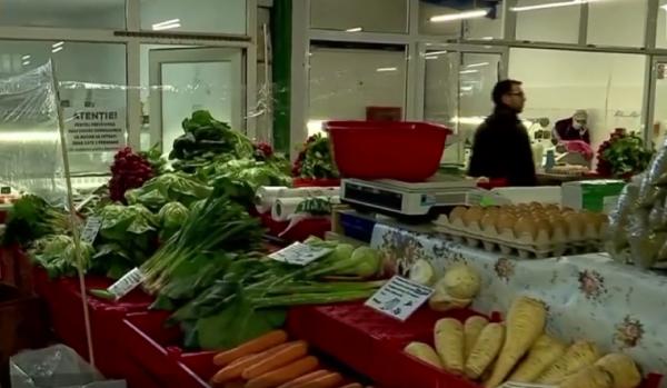 Pieţele din oraşe vor rămâne deschise