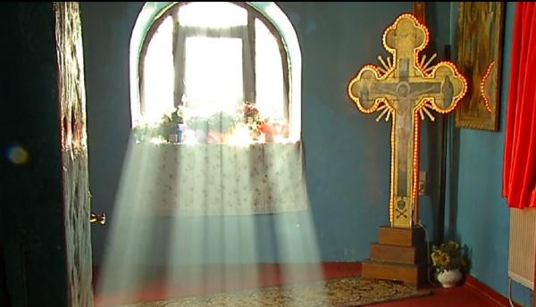 Doi preoți din București, depistaţi pozitiv cu noul coronavirus. O biserică a fost închisă