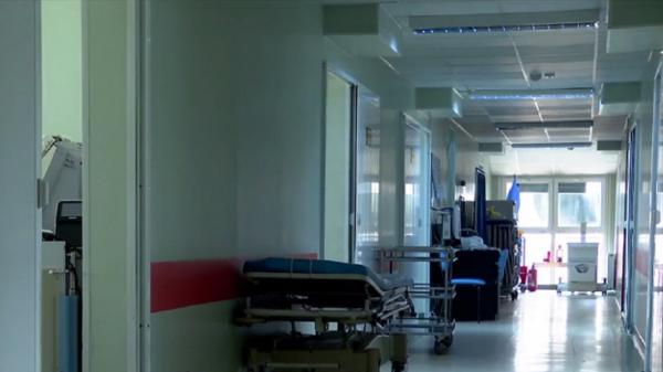 Mărturii în lacrimi din spitalul de la Suceava. O asistentă și-a pierdut soțul după ce l-a infectat cu COVID-19