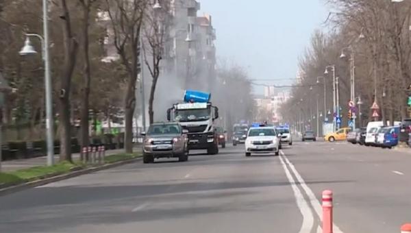 Bulevardele din Constanța, dezinfectate de autorități