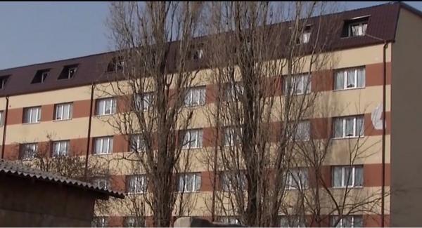 Mai mulți pacienți s-ar fi infectat cu coronavirus într-un centru de dializă din București