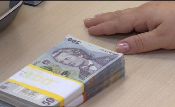 Experții oferă mai multe scenarii pentru amânarea plătirii ratelor la bănci