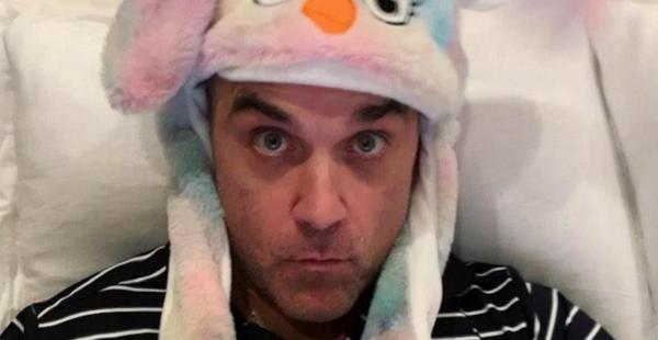Robbie Williams, reuniune emoționantă cu familia, după trei săptămâni în carantină (Video)