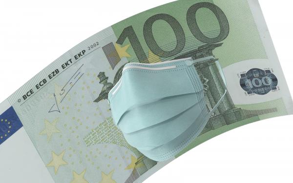 Românii pot cere amânarea ratelor din 6 aprilie. Care sunt condițiile