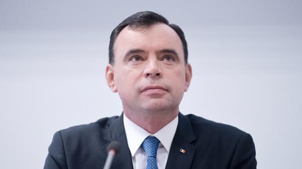 Bogdan Despescu: În jur de 10 mii de români au intrat zilnic în țară, ne așteptăm la menținerea acestui număr