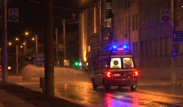 Armata dezinfectează străzile din Suceava