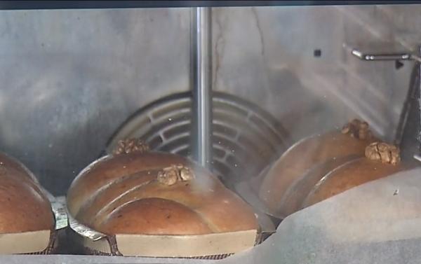 Cozonacul şi pasca se comandă anul acesta pe Internet, din cauza pandemiei de coronavirus