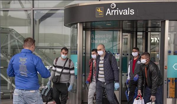 Românii ajunși la muncă în Marea Britanie, în plină pandemie de coronavirus, extrem de apreciați de localnici