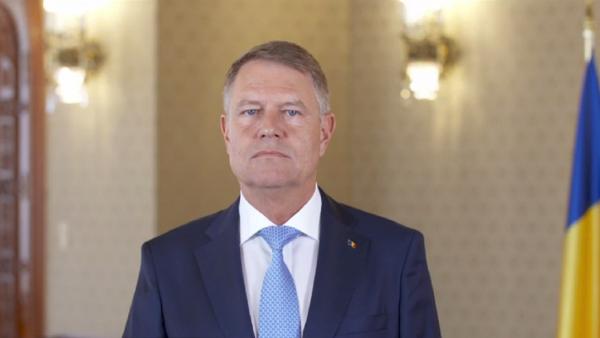 Klaus Iohannis: "Pandemia ne-a schimbat existența. Rămân în vigoare toate restricțiile"
