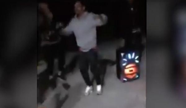 Petrecere cu manele și băutură într-un cimitir din Dâmbovița. 6 persoane, amendate cu câte 20.000 de lei