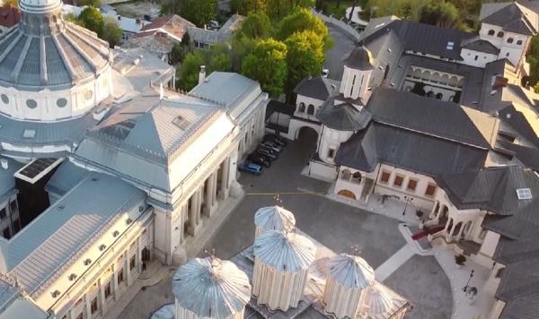 Catedrala Patriarhală din București, goală în noaptea de Înviere