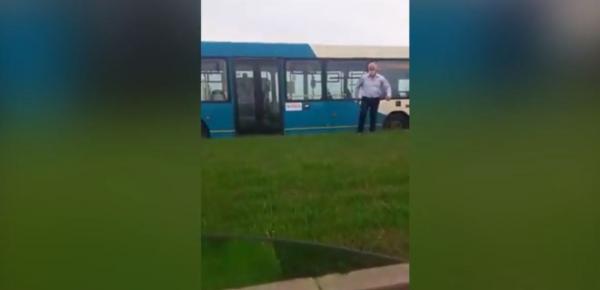 Autobuz filmat circulând pe contrasens, la Galați. Şoferul: „Nu prea ştiu traseul!” - Video