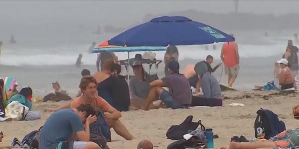 Statele Unite pregătesc relaxarea restricțiilor impuse, în ciuda bilanțului cutremurător al pandemiei de coronavirus