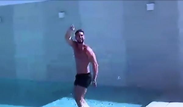 Dorian Popa ne face turul noii lui case