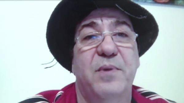 Spectacol de muzică folk urmărit din propriile locuințe