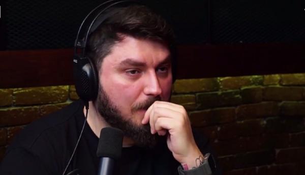 Micutzu, de la stand-up comedy, la podcast și muzică