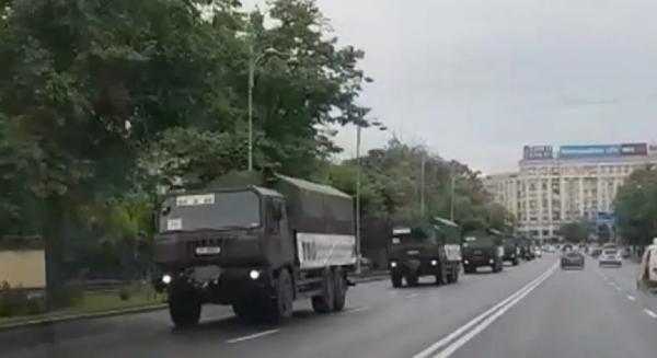 20 de camioane cu ajutoare au plecat din Piața Victoriei spre Republica Moldova