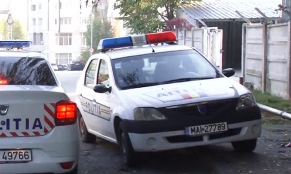 O întreagă familie din Bistriţa-Năsăud a fost săltată de poliţişti, în urma unei descinderi