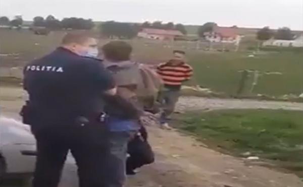 Un italian a amenințat un datornic cu pistolul, în Suceava