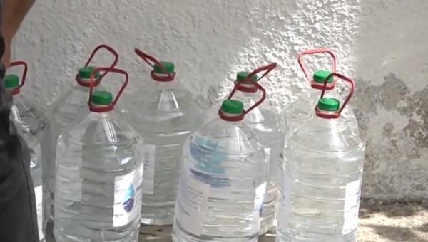 Sunt sate în România unde chiar şi în 2020, apa curge la robinete după program