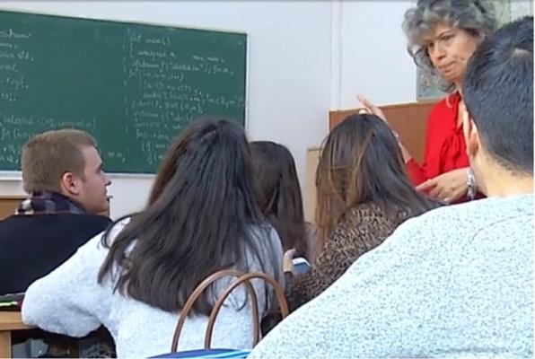 Proiectul de refomă al sistemului educațional din România, ținut la sertar