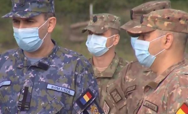 15 medici români au plecat în Statele Unite, pentru a-i ajuta pe omologii americani în lupta cu noul coronavirus