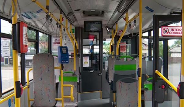 Elevii din Baia Mare, duși la cursuri cu autobuze speciale