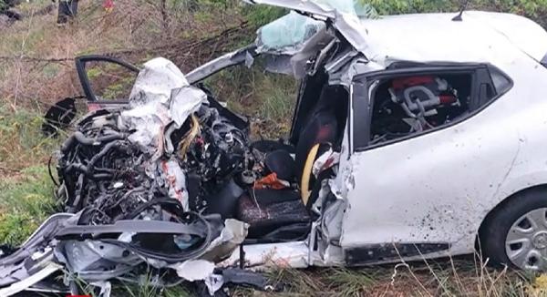 O familie întreagă a fost spulberată de un TIR pe o şosea din Galaţi