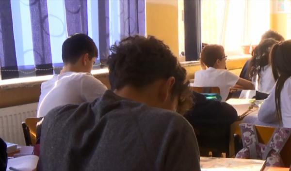 Educația sexuală pentru elevi, opțională și doar cu acordul scris al părinților