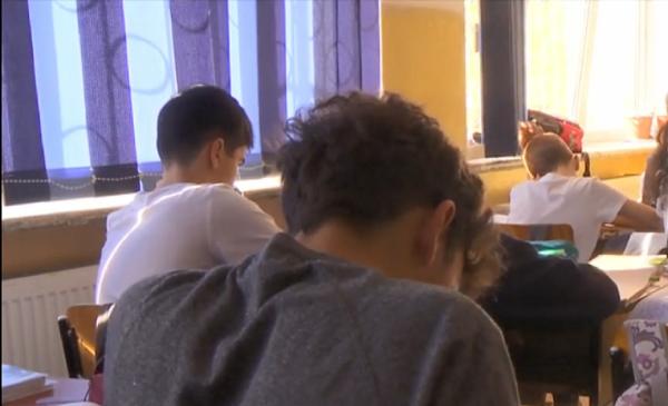 Organizarea orelor de educație sexuală continuă să producă dezbateri aprinse