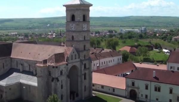 Ruinele celei mai vechi biserici din Transilvania, sub pământ. Autoritățile caută soluții pentru a le dezgropa