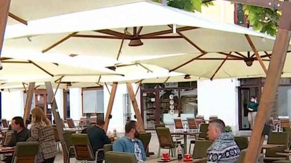 Note de plată mai mari la terase, după redeschidere
