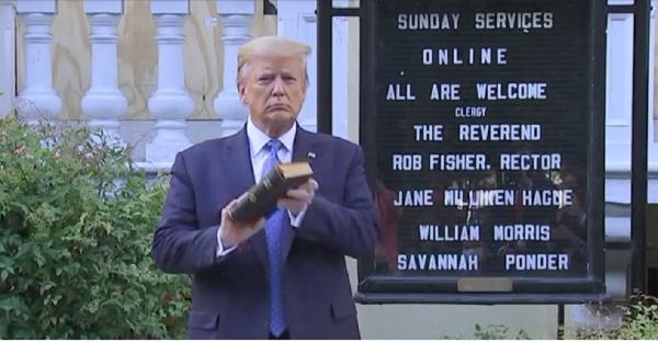 Donald Trump a pierdut susținerea unor politicieni importanți, din cauza protestelor violente