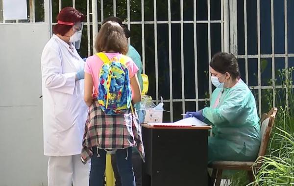 Ministrul Sănătății, după ce mai mulți elevi s-au infectat sau sunt suspecți de coronavirus: "Ne așteptam și la astfel de situații"